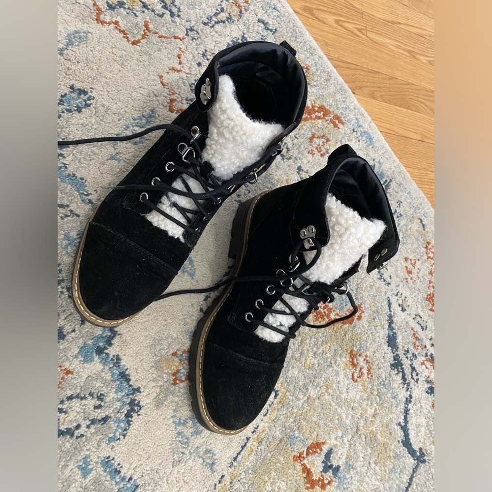 women’s boots